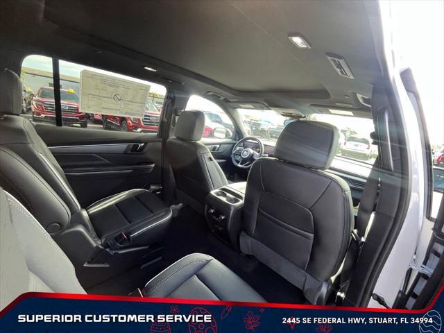 new 2025 Buick Enclave car, priced at $51,346