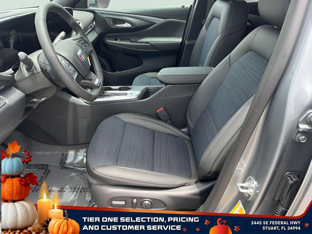 new 2025 Buick Envista car, priced at $24,625