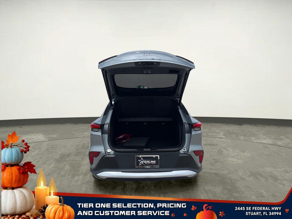 new 2025 Buick Envista car, priced at $24,625