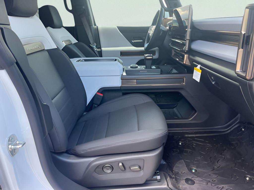 new 2025 GMC HUMMER EV Pickup car, priced at $93,690