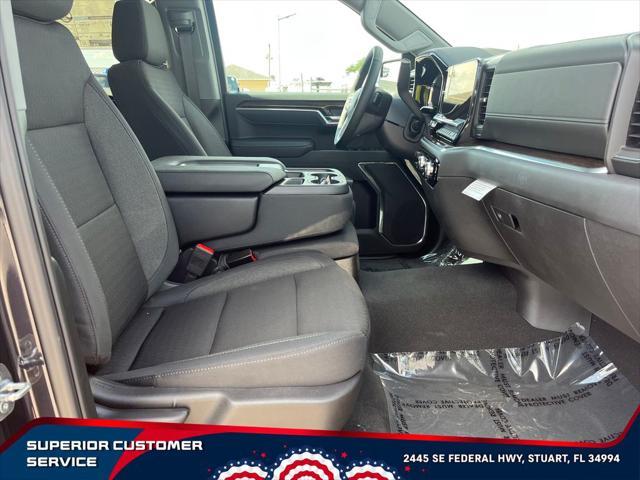 new 2025 GMC Sierra 1500 car, priced at $42,754