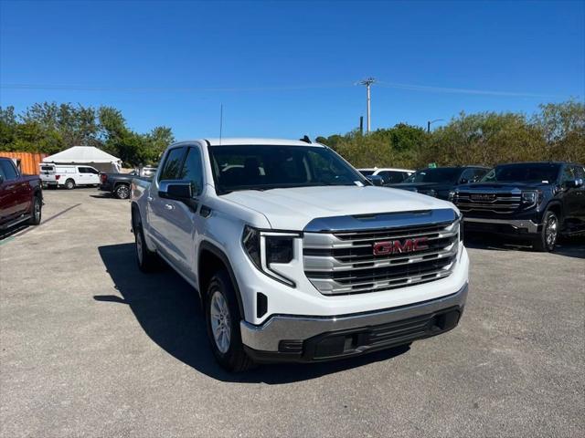 new 2025 GMC Sierra 1500 car, priced at $52,646