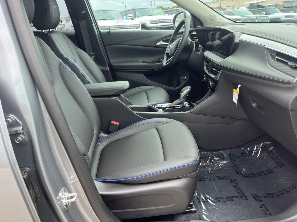 new 2026 Buick Encore GX car, priced at $31,660