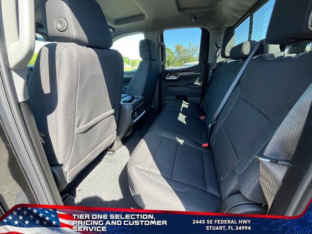 new 2025 GMC Sierra 1500 car, priced at $42,821