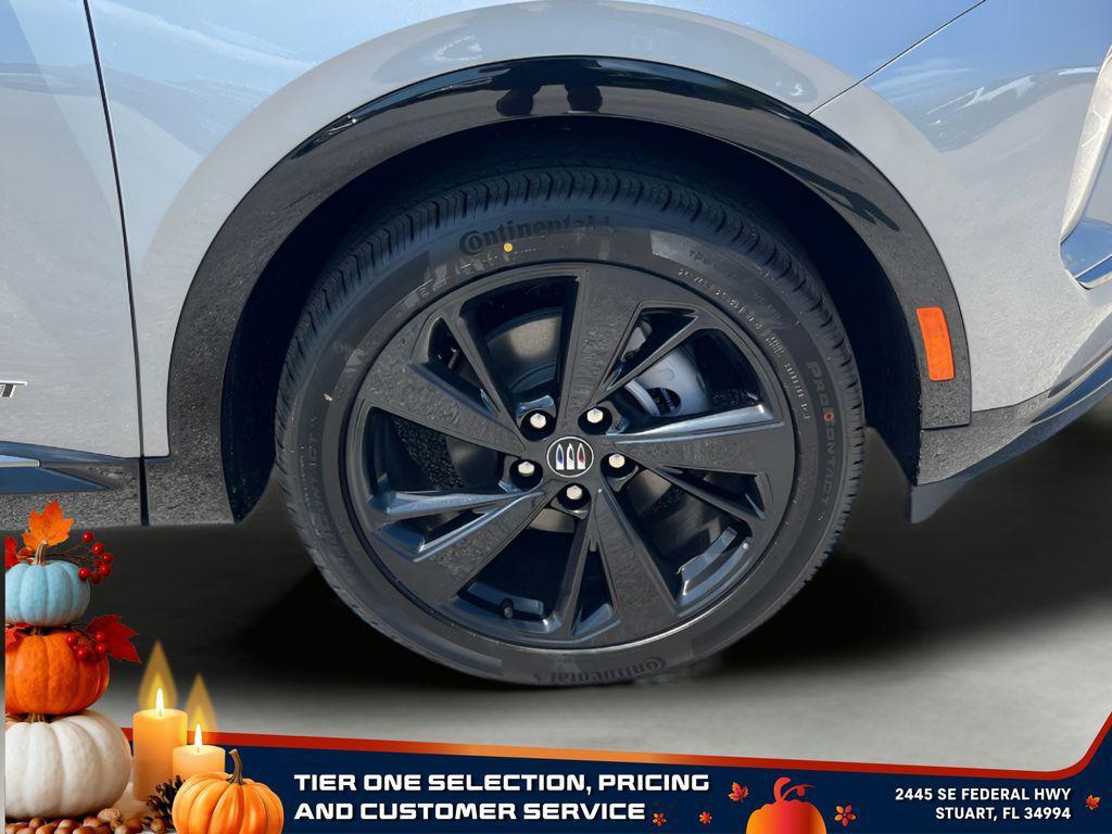 new 2025 Buick Envision car, priced at $38,005