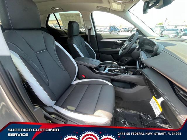new 2025 Buick Envision car, priced at $40,025