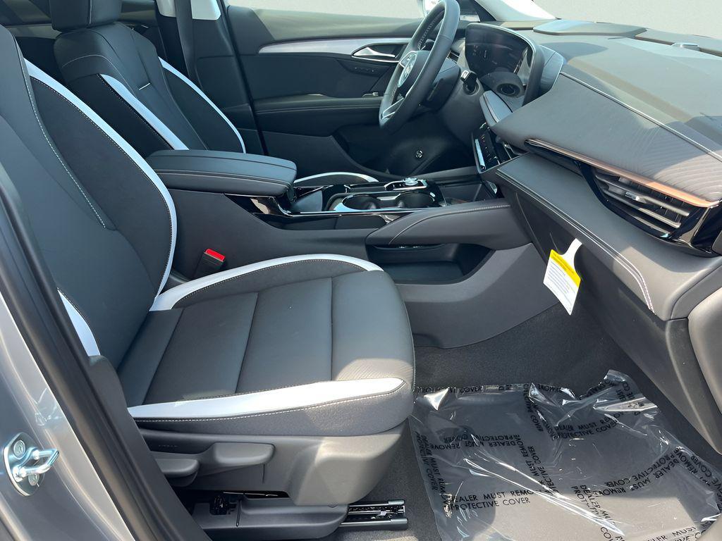 new 2025 Buick Envision car, priced at $38,005
