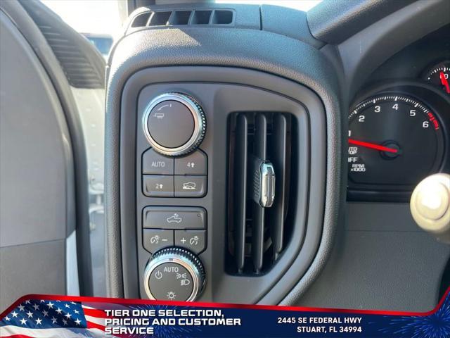 new 2025 GMC Sierra 1500 car, priced at $34,932