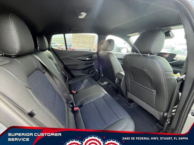 new 2025 Buick Envista car, priced at $26,248