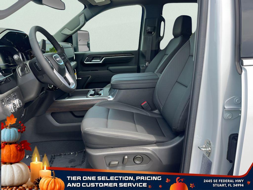 new 2025 GMC Sierra 2500 car, priced at $79,389