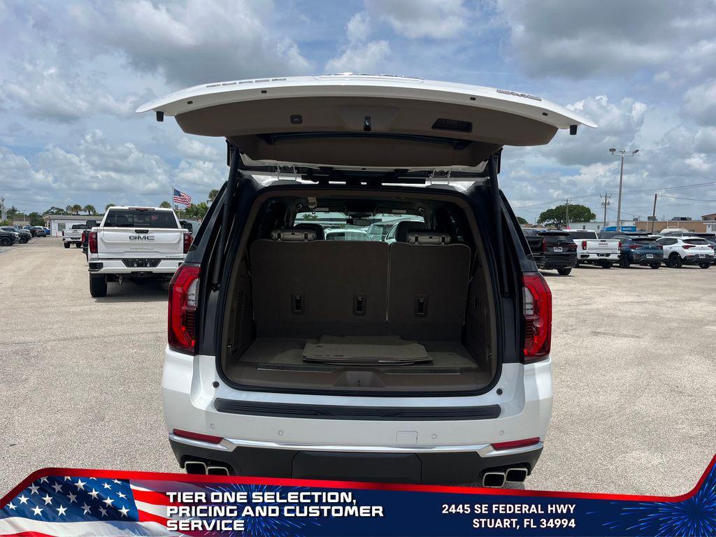new 2025 GMC Yukon car, priced at $85,115