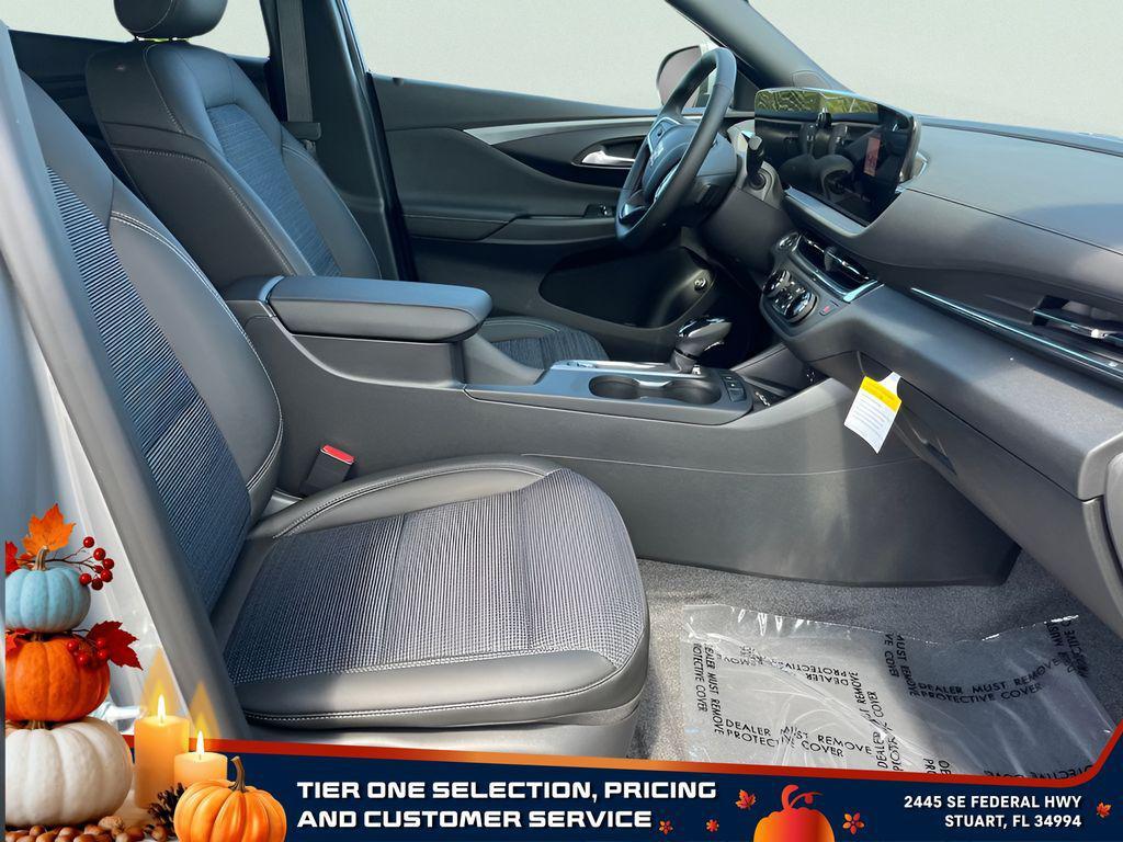 new 2025 Buick Envista car, priced at $24,625