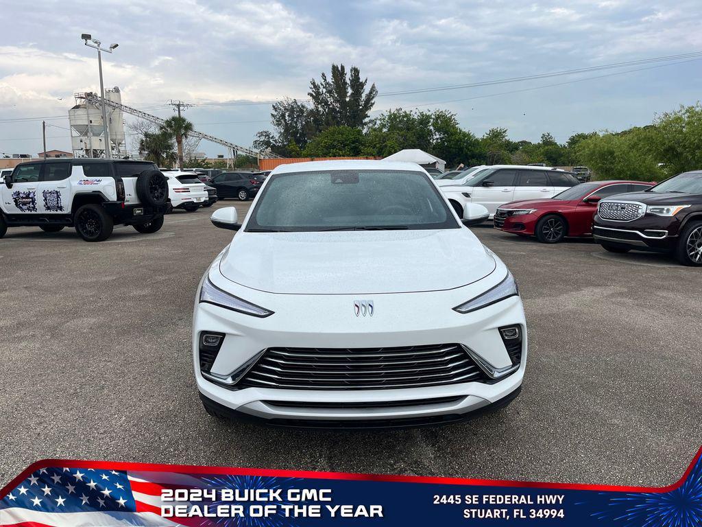 new 2025 Buick Envista car, priced at $22,044
