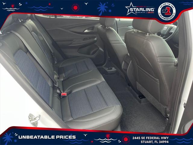 new 2025 Buick Envista car, priced at $25,638