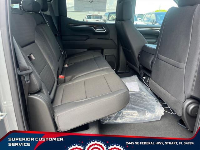new 2025 GMC Sierra 1500 car, priced at $42,379