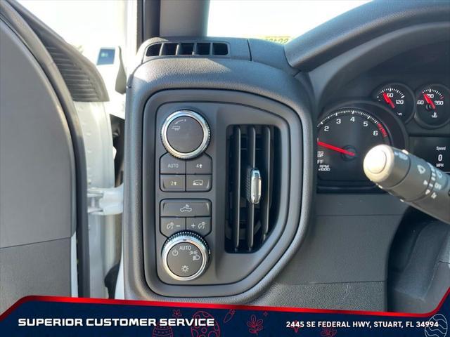 new 2025 GMC Sierra 1500 car, priced at $31,999