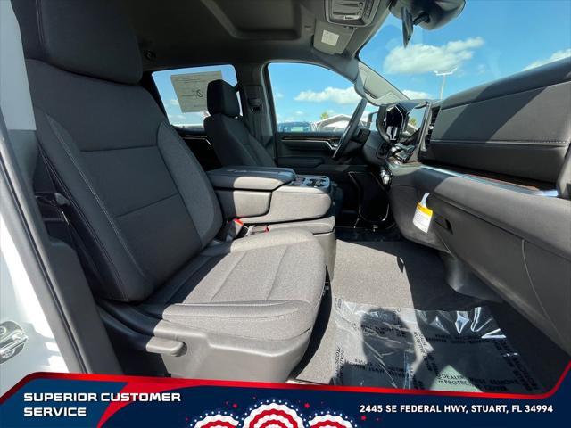 new 2025 GMC Sierra 1500 car, priced at $45,451