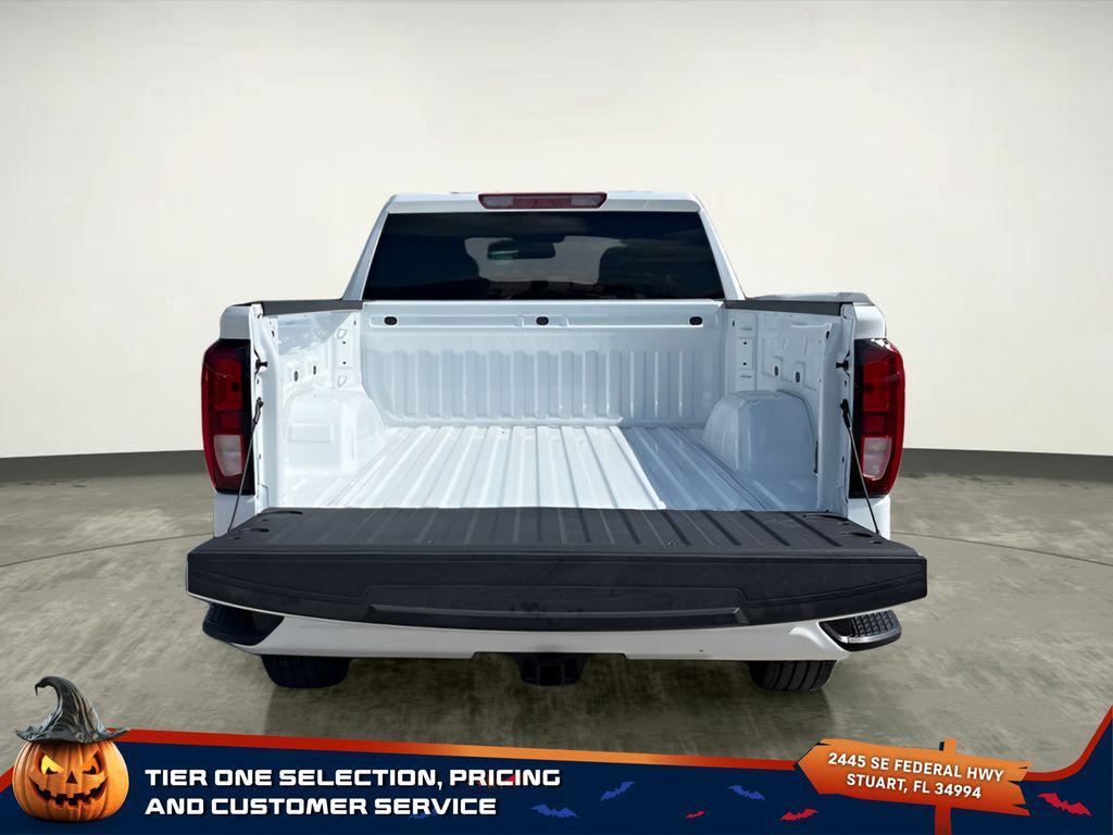 new 2025 GMC Sierra 1500 car, priced at $43,701