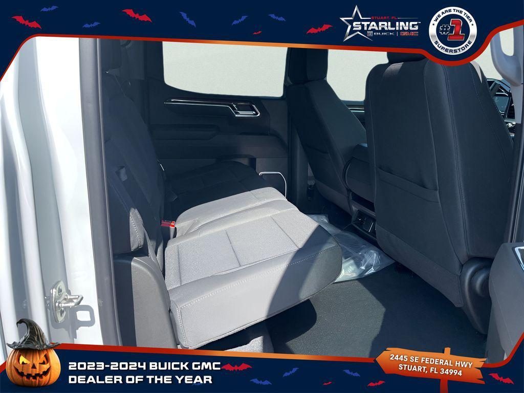 new 2025 GMC Sierra 1500 car, priced at $43,701