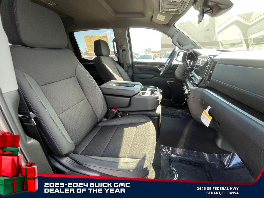 new 2026 GMC Sierra 1500 car, priced at $42,940
