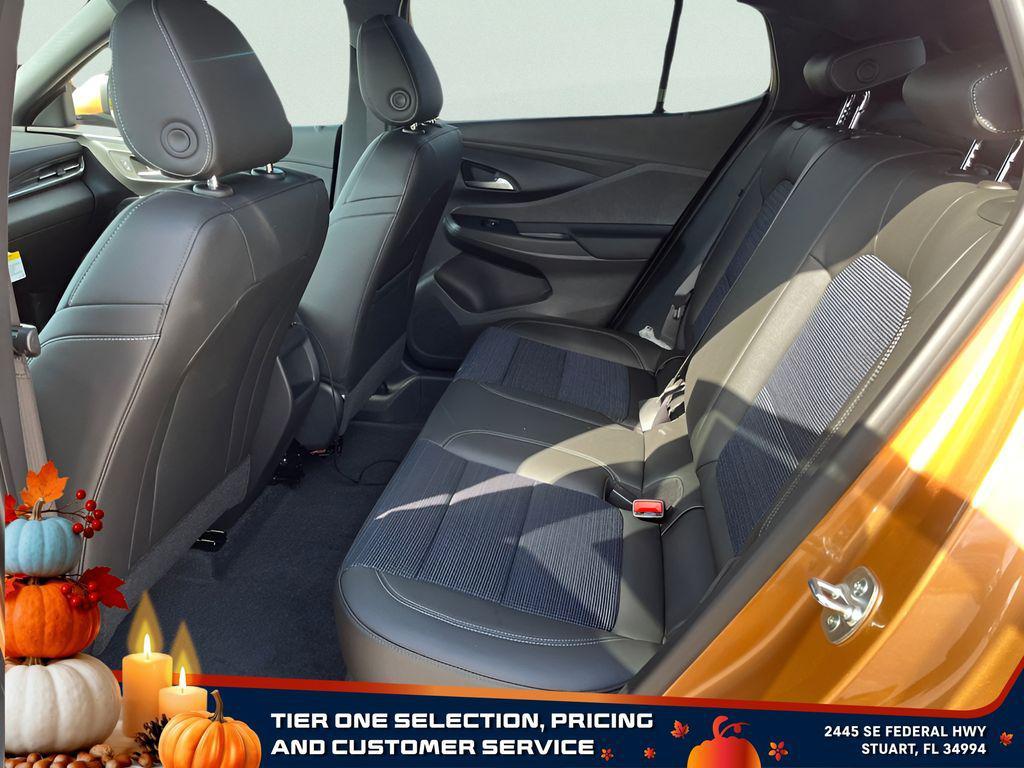 new 2025 Buick Envista car, priced at $22,325