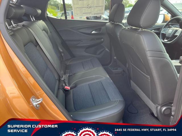 new 2025 Buick Envista car, priced at $26,555