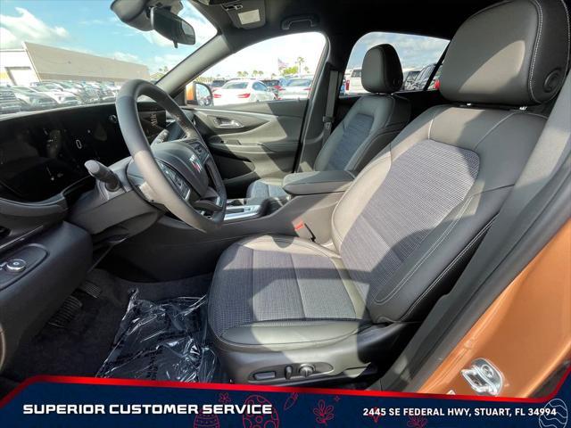 new 2025 Buick Envista car, priced at $27,305