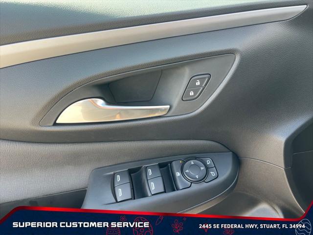 new 2025 Buick Envista car, priced at $27,305