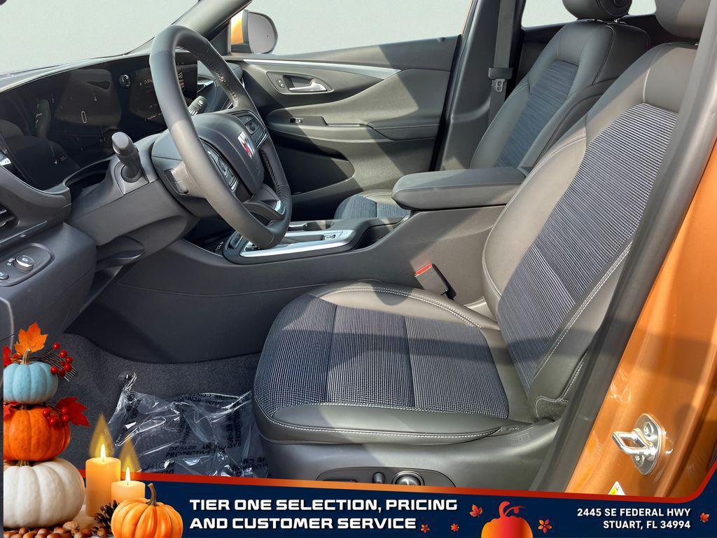 new 2025 Buick Envista car, priced at $22,325