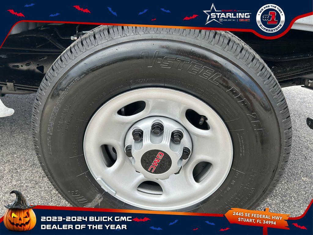 new 2025 GMC Savana 2500 car, priced at $45,315