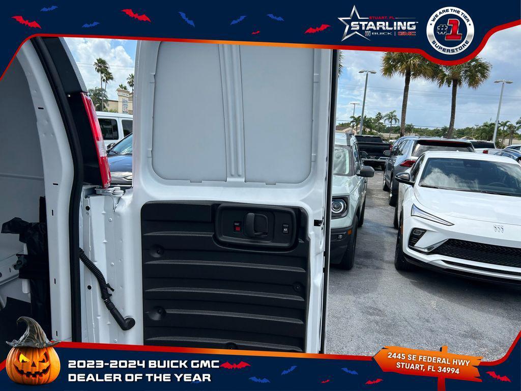 new 2025 GMC Savana 2500 car, priced at $45,315
