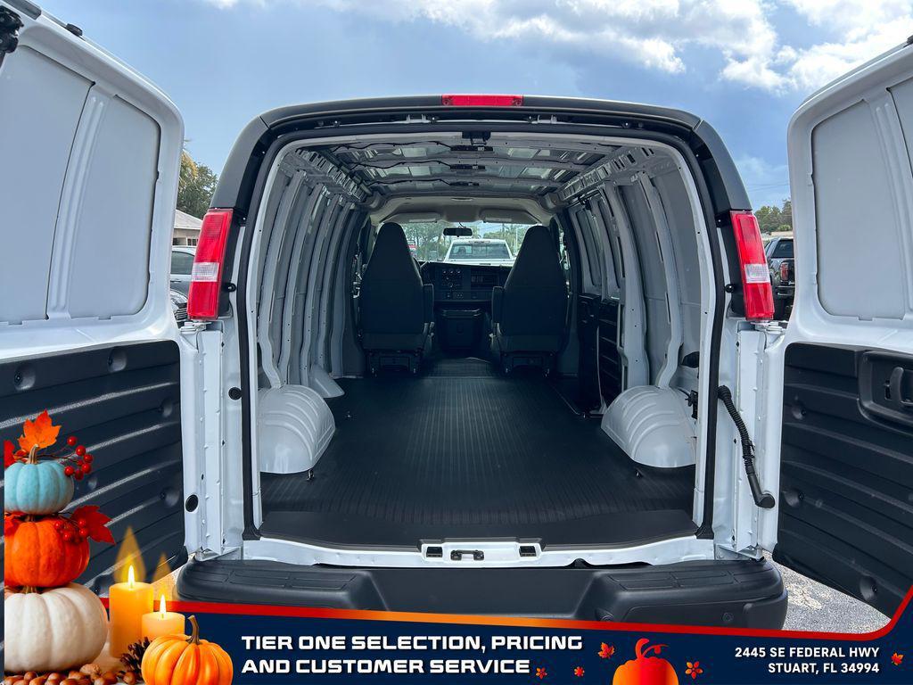 new 2025 GMC Savana 2500 car, priced at $45,315