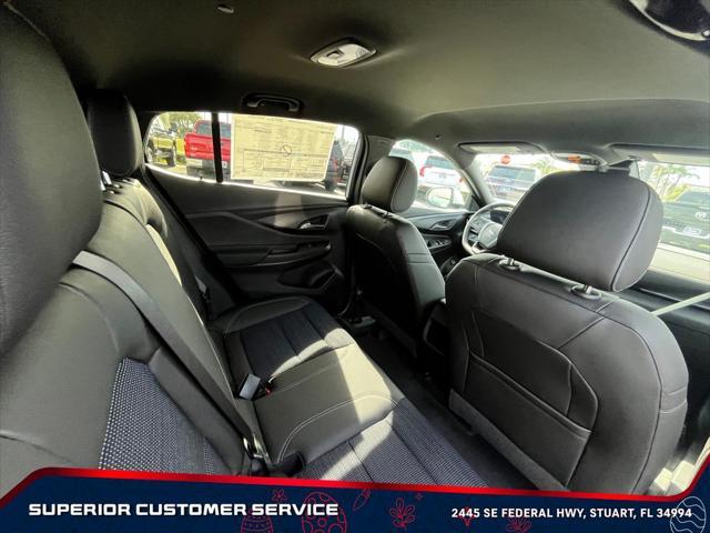new 2025 Buick Envista car, priced at $25,129