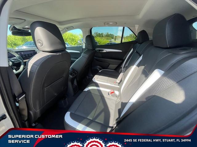 new 2025 Buick Envision car, priced at $40,025