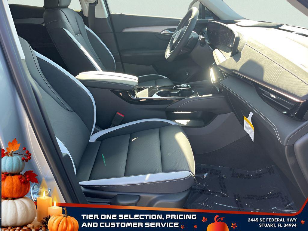 new 2025 Buick Envision car, priced at $39,005