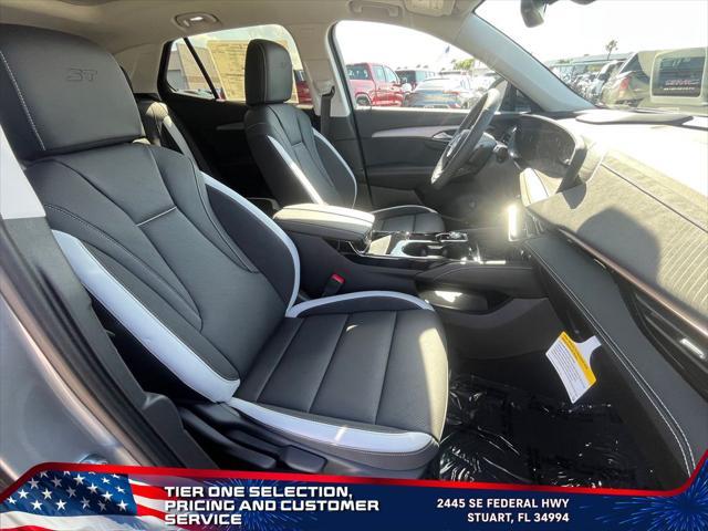 new 2025 Buick Envision car, priced at $41,525