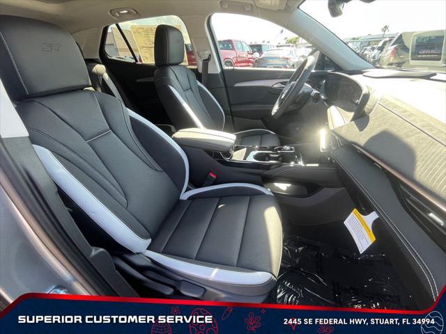 new 2025 Buick Envision car, priced at $40,525