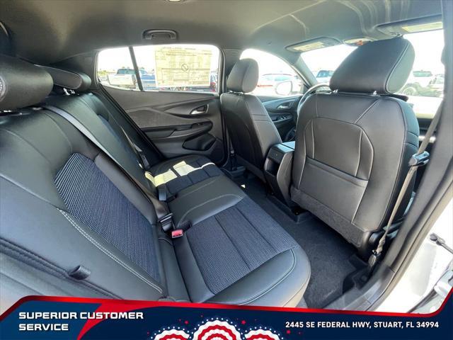 new 2025 Buick Envista car, priced at $26,616