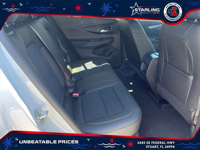 new 2025 Buick Envista car, priced at $25,866