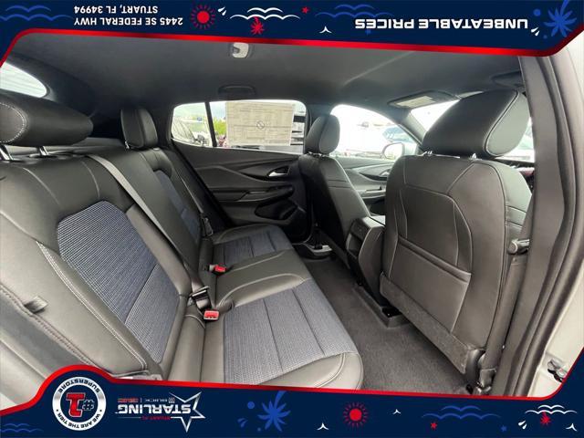 new 2025 Buick Envista car, priced at $26,096