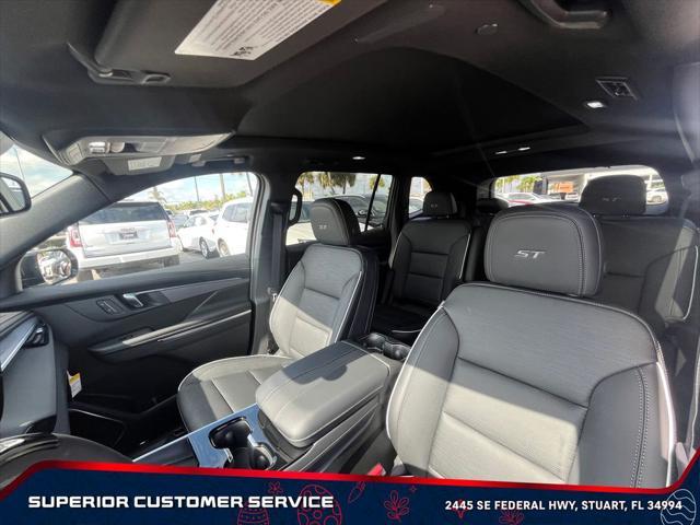 new 2025 Buick Enclave car, priced at $51,346