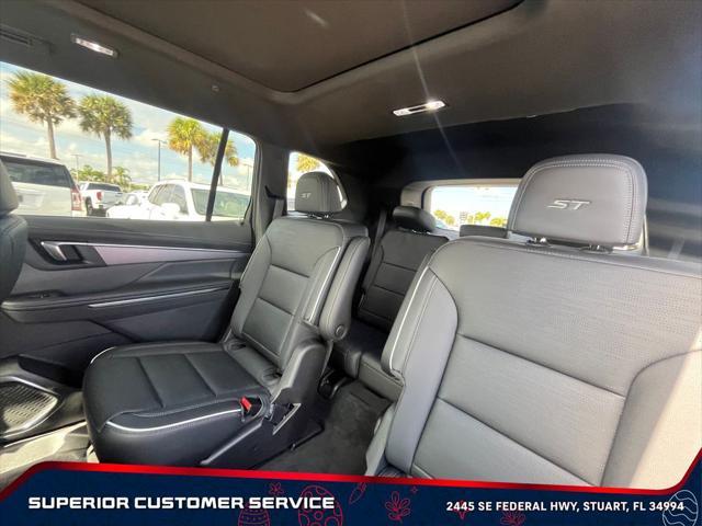 new 2025 Buick Enclave car, priced at $51,346