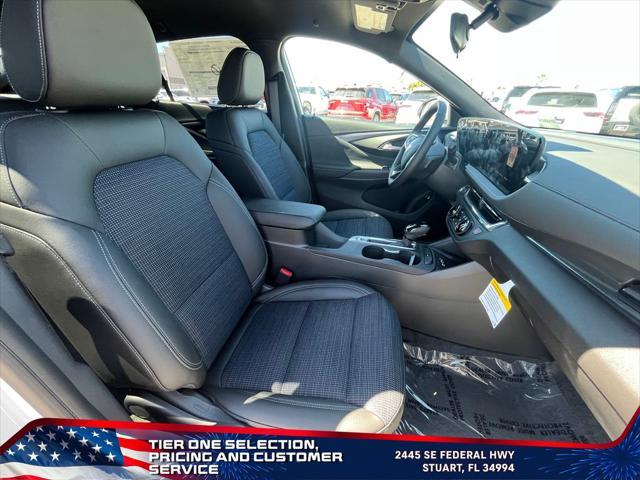 new 2025 Buick Envista car, priced at $26,098