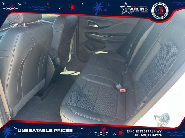 new 2025 Buick Envista car, priced at $26,098