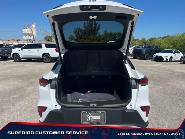 new 2025 Buick Envista car, priced at $26,848