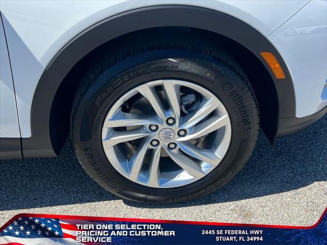 new 2025 Buick Envista car, priced at $26,098