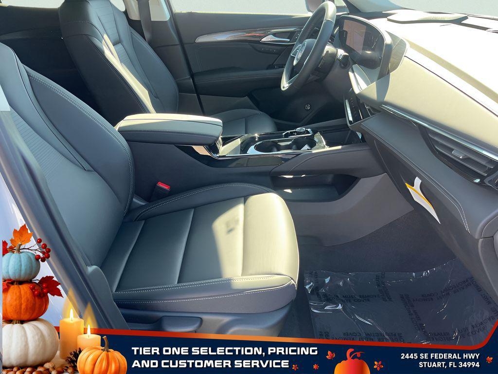 new 2025 Buick Envision car, priced at $33,510