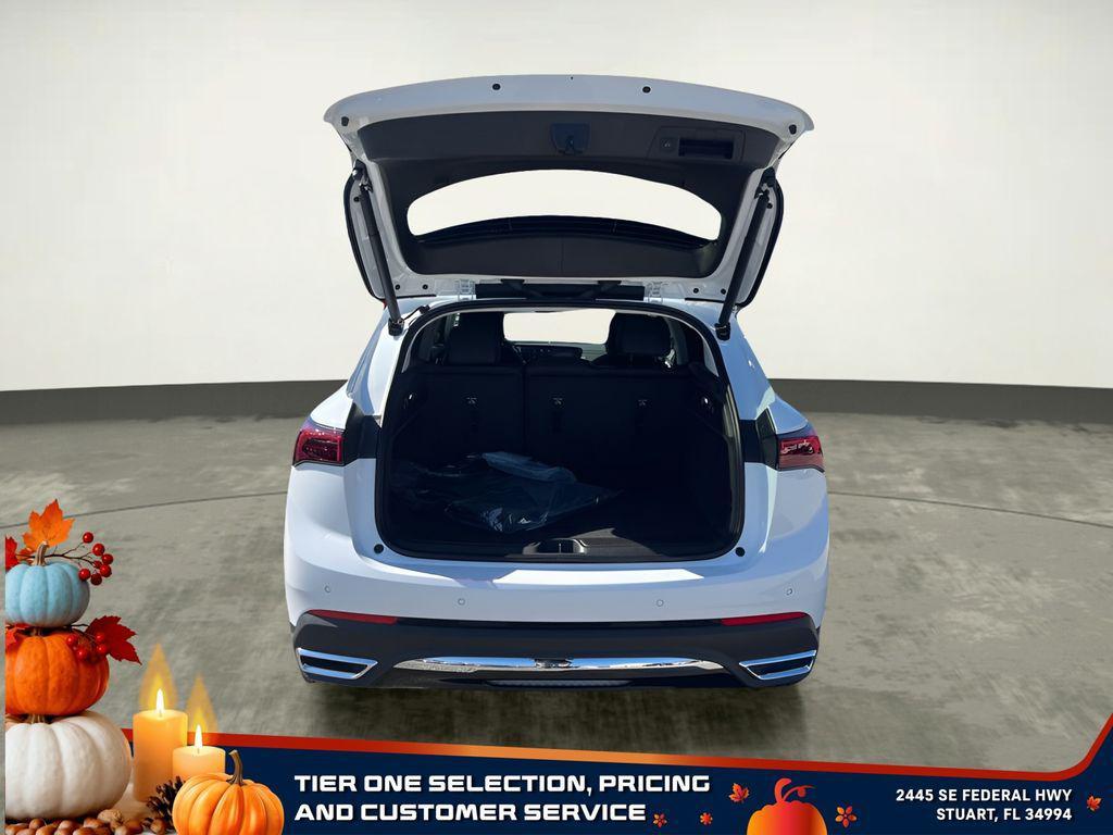 new 2025 Buick Envision car, priced at $33,510