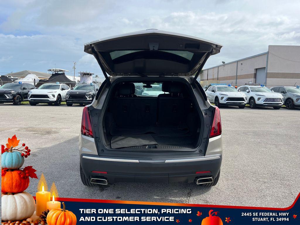 used 2023 Cadillac XT5 car, priced at $23,455
