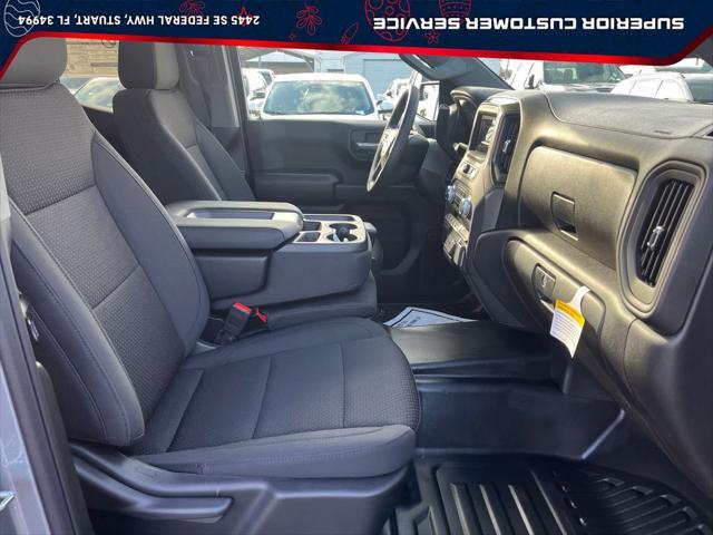 new 2025 GMC Sierra 1500 car, priced at $40,449